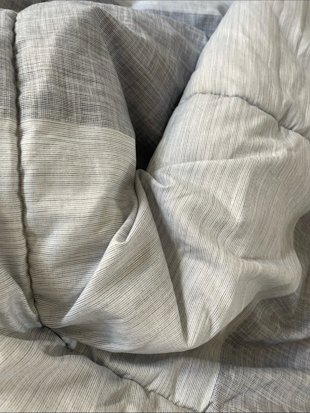 Classic Gray & Light Gray Patchwork Comforter 84in х 80in